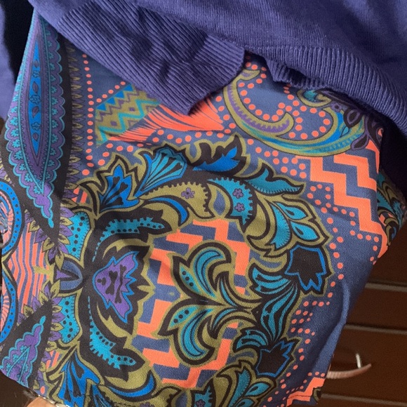 VERSACE JEANS LIGHT SWEATER small - Picture 9 of 11